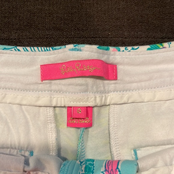 Lilly Pulitzer girls shorts size 0 - Picture 2 of 3